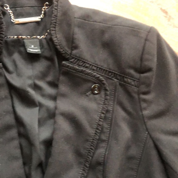 - WHBM Blazer - Size 6 - Picture 7 of 16